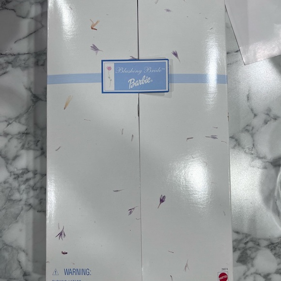 Bride Barbie in box - Picture 4 of 10